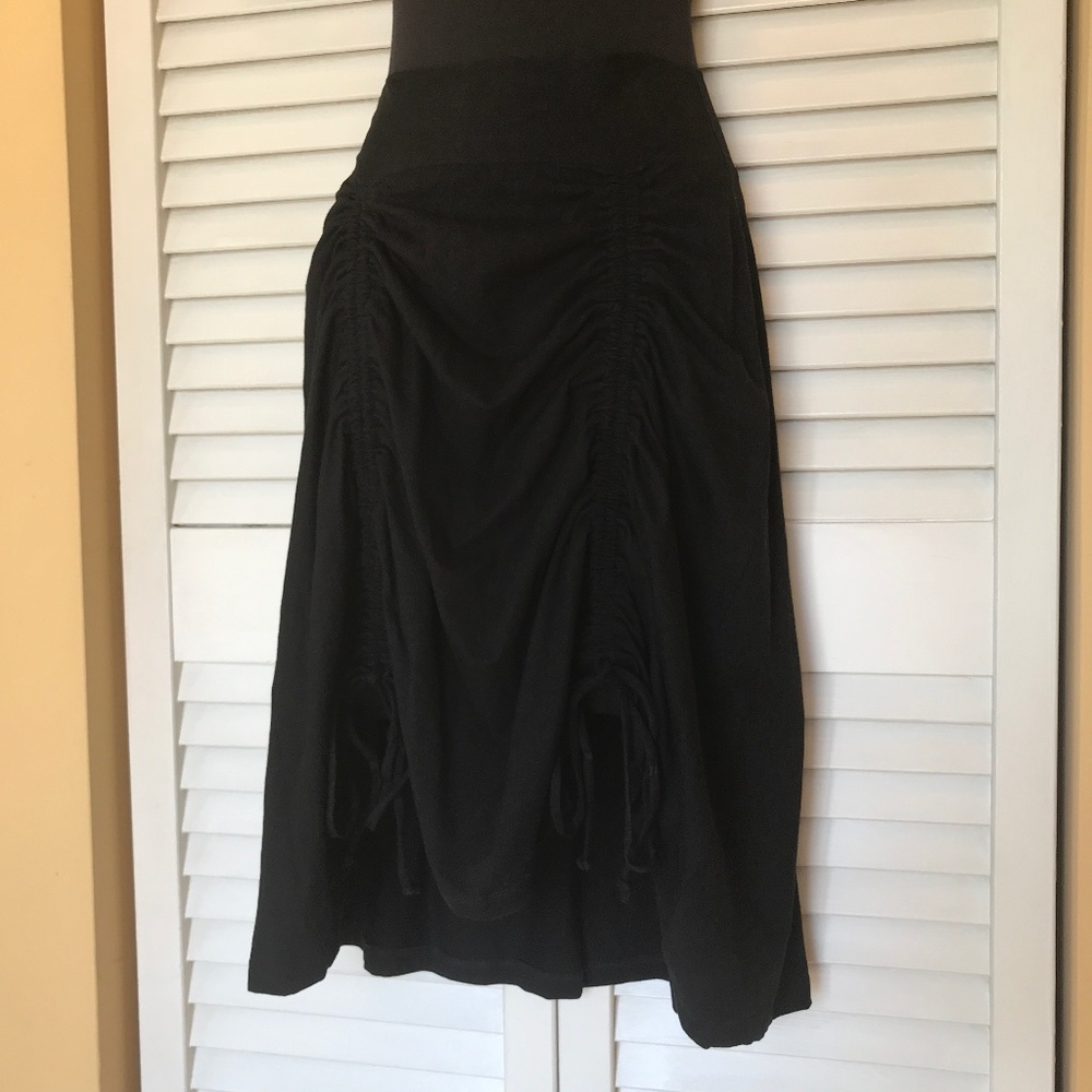 Black Skirt- Adjustable Length! EUC 3/$19